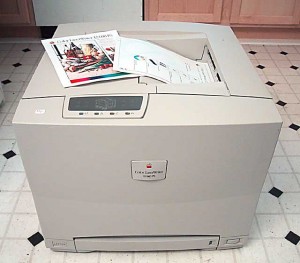 Color LaserWriter 12/600 PS